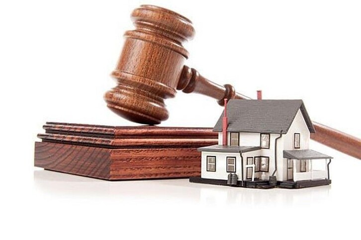 Nghĩa vụ nộp tiền tạm ứng án phí và chi trả án phí thuộc về ai?